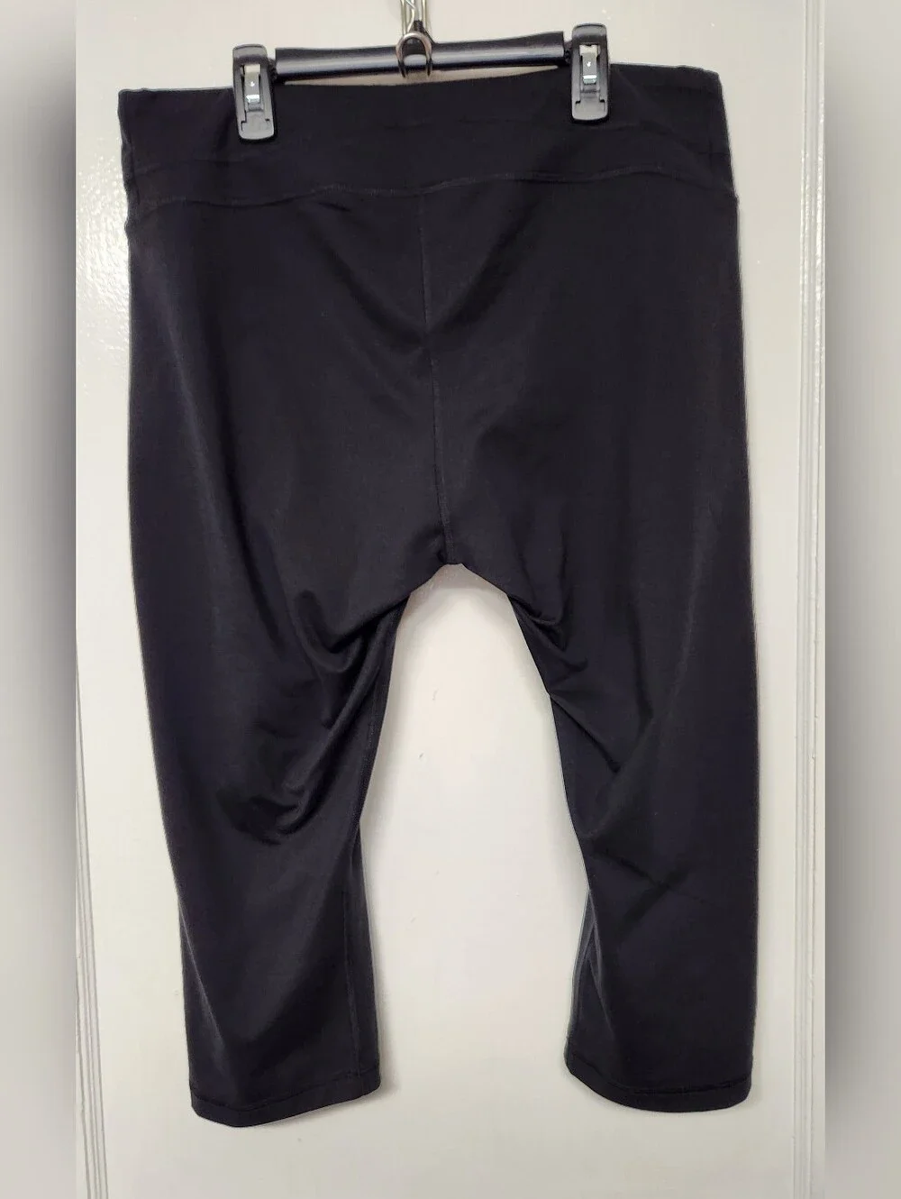 The North Face Womens XL Athletic Leggings Shorts Capri Black Bottoms
